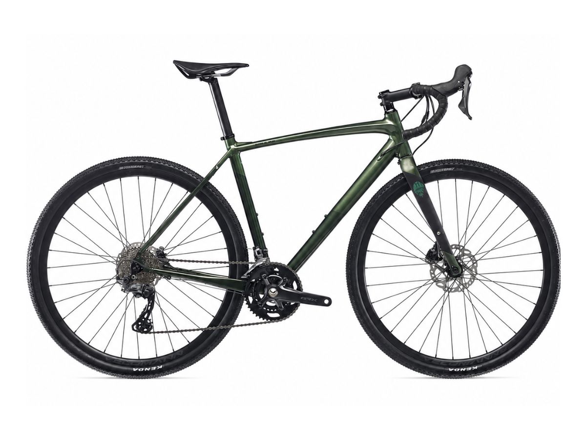 Bianchi Impulso gravel bike rental in Granada