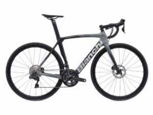 Bianchi Oltre XR3 full carbon road bike rental in Granada
